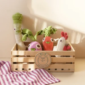 Coffret Poule-au-Pot avec les yeux 🐔🥕 hochets en crochet 100% coton bio